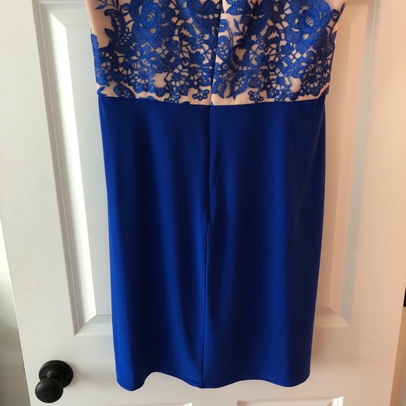 Dress - Picture 6 of 10